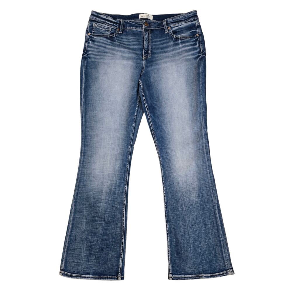BKE Gabby Jeans Size 34x33.5 Stretch Denim Curvy High Rise Boot Cut Buckle